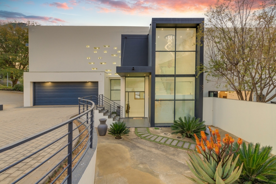 4 Bedroom Property for Sale in Helderfontein Estate Gauteng