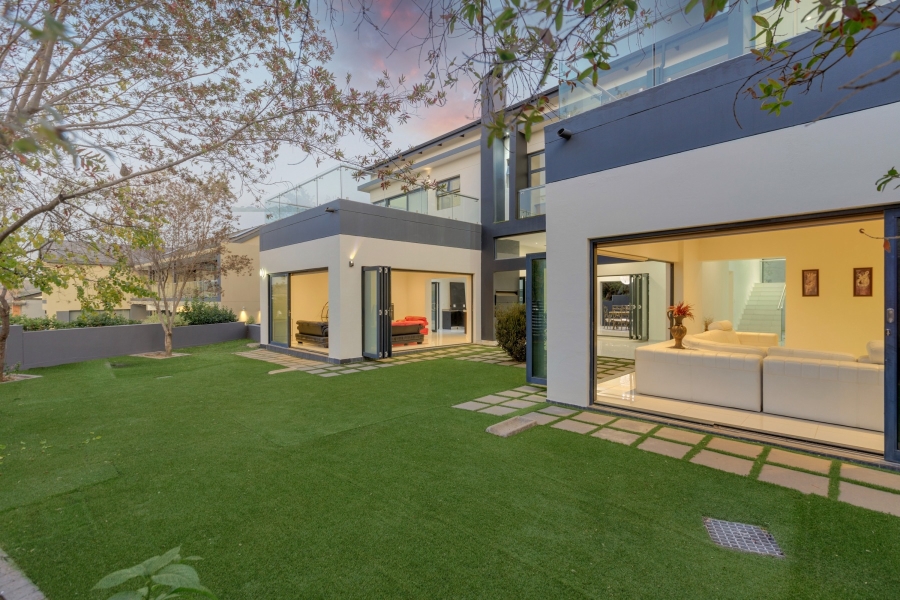 4 Bedroom Property for Sale in Helderfontein Estate Gauteng