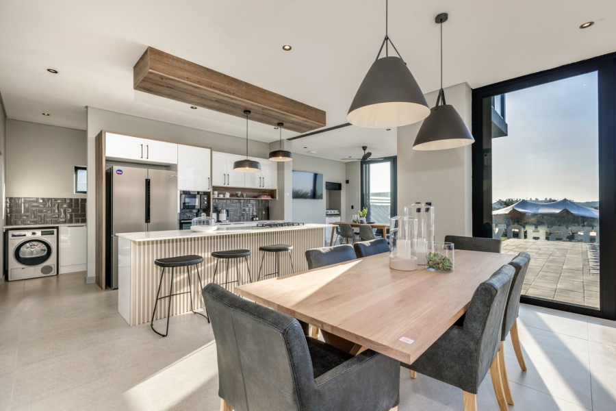 4 Bedroom Property for Sale in Helderfontein Estate Gauteng