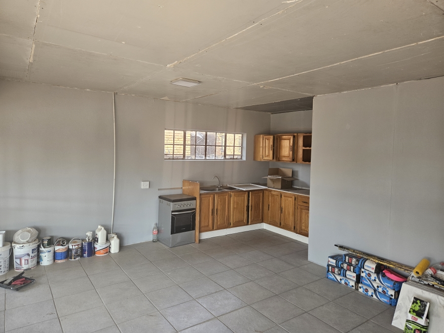 To Let 4 Bedroom Property for Rent in Doornpoort Gauteng