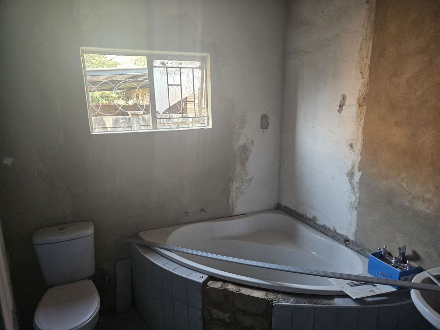 To Let 4 Bedroom Property for Rent in Doornpoort Gauteng