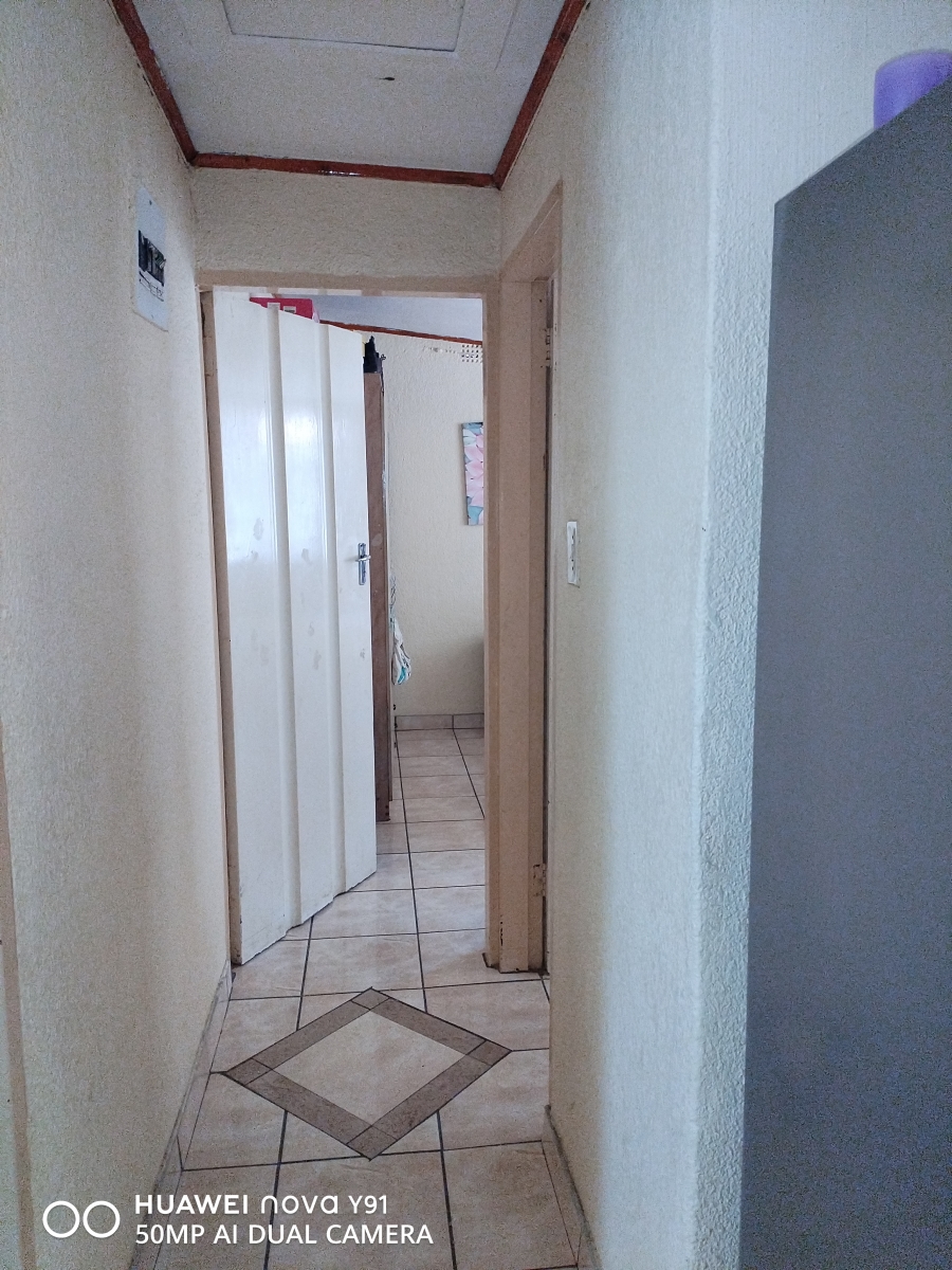 2 Bedroom Property for Sale in Tsakane Gauteng