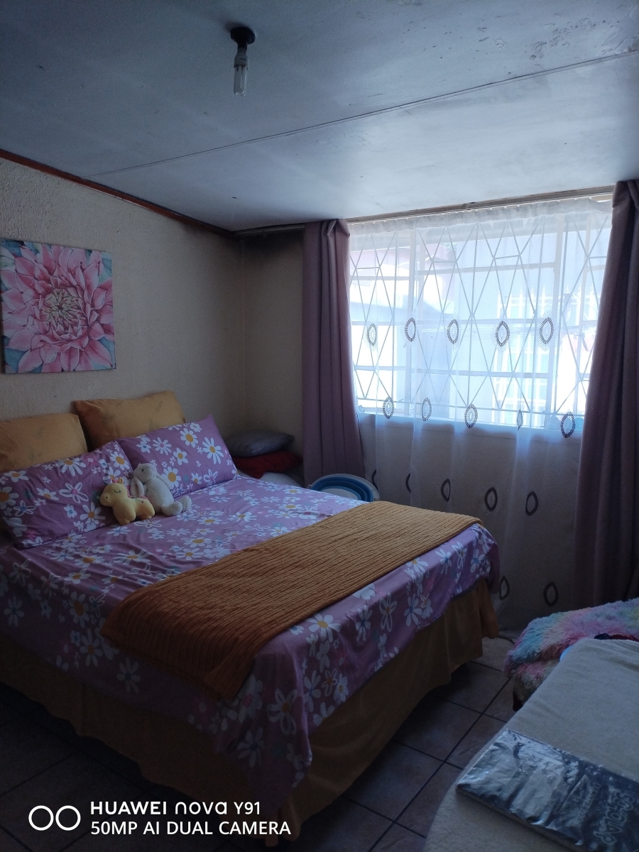 2 Bedroom Property for Sale in Tsakane Gauteng