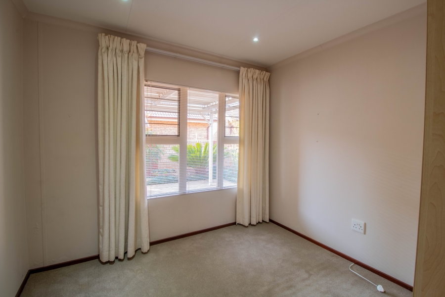 2 Bedroom Property for Sale in Equestria Gauteng