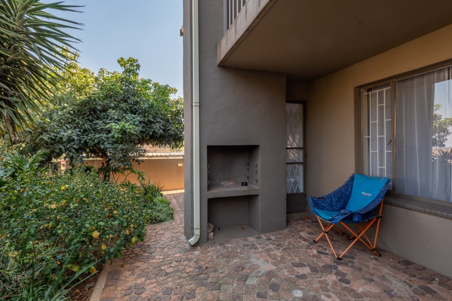 2 Bedroom Property for Sale in Mulbarton Gauteng