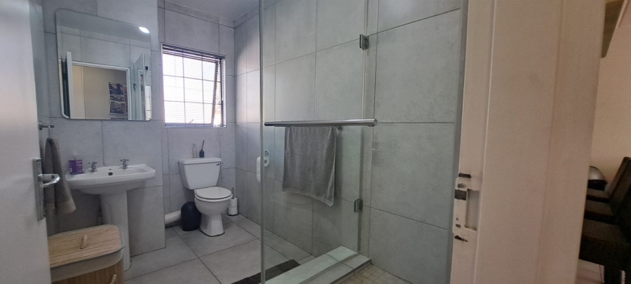 3 Bedroom Property for Sale in Verwoerdpark Gauteng