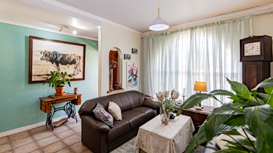 4 Bedroom Property for Sale in Brackenhurst Gauteng