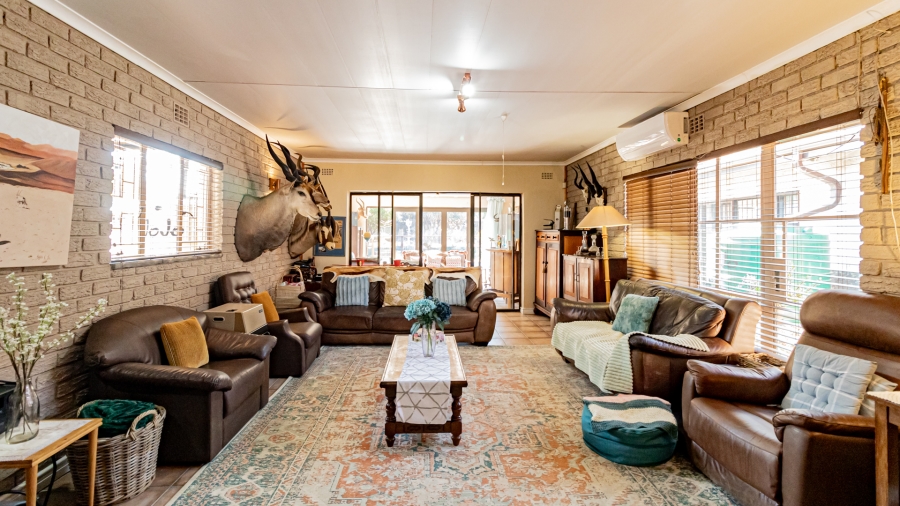 4 Bedroom Property for Sale in Brackenhurst Gauteng
