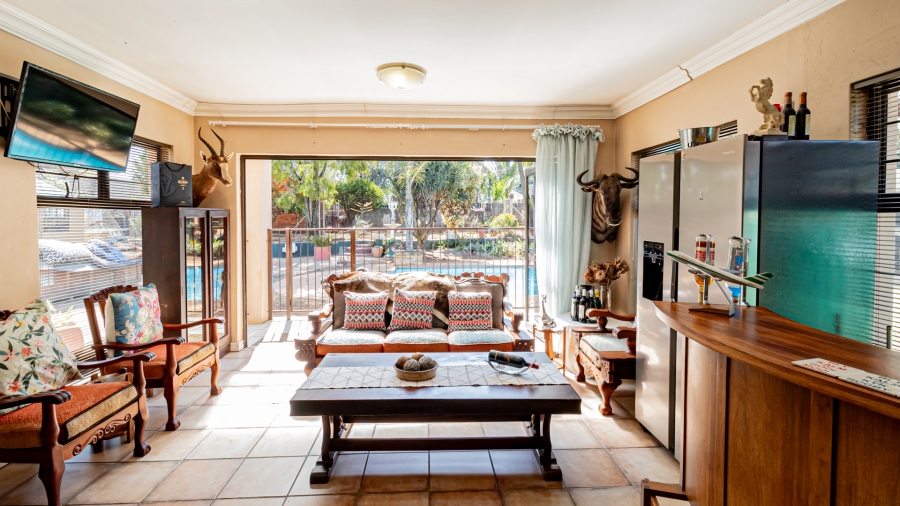 4 Bedroom Property for Sale in Brackenhurst Gauteng