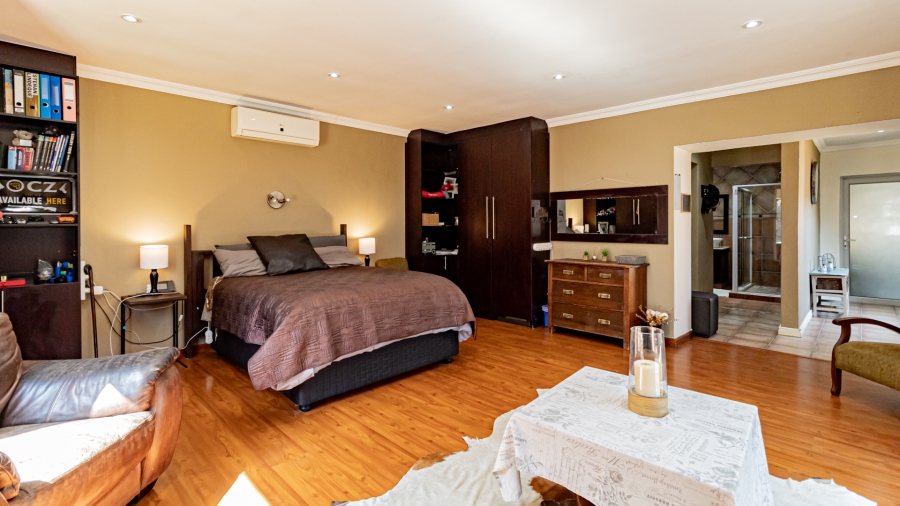 4 Bedroom Property for Sale in Brackenhurst Gauteng