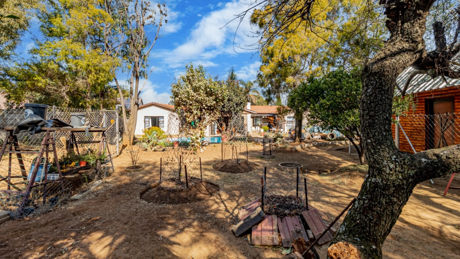 4 Bedroom Property for Sale in Brackenhurst Gauteng