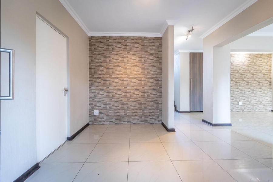 4 Bedroom Property for Sale in Homes Haven Gauteng