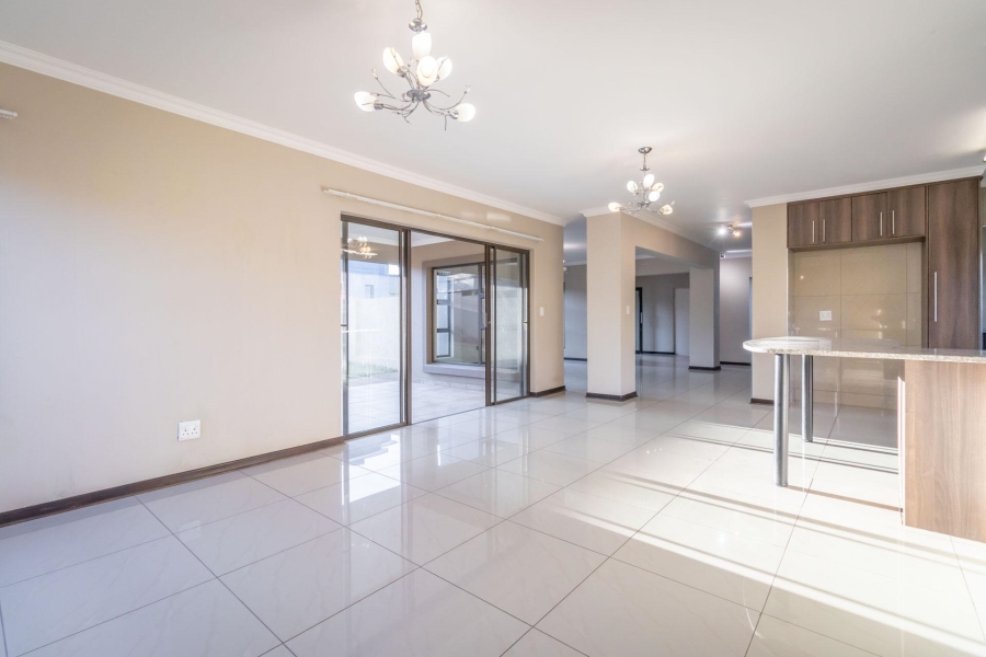 4 Bedroom Property for Sale in Homes Haven Gauteng