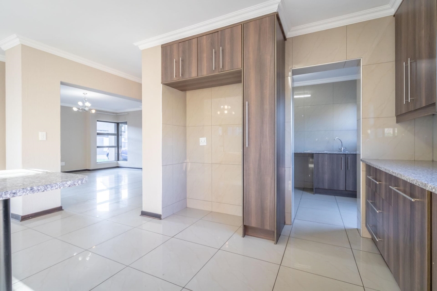 4 Bedroom Property for Sale in Homes Haven Gauteng