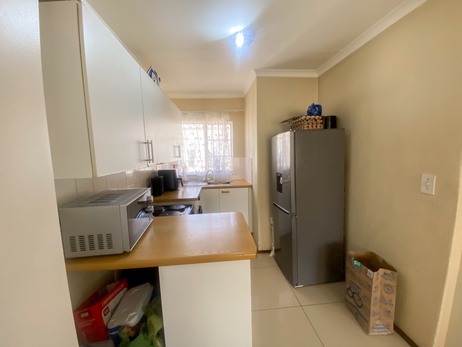 1 Bedroom Property for Sale in Buccleuch Gauteng