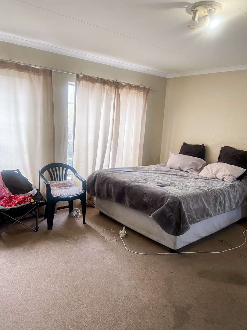 1 Bedroom Property for Sale in Buccleuch Gauteng