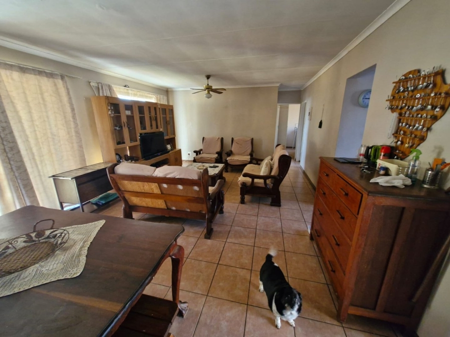 2 Bedroom Property for Sale in Doornpoort Gauteng