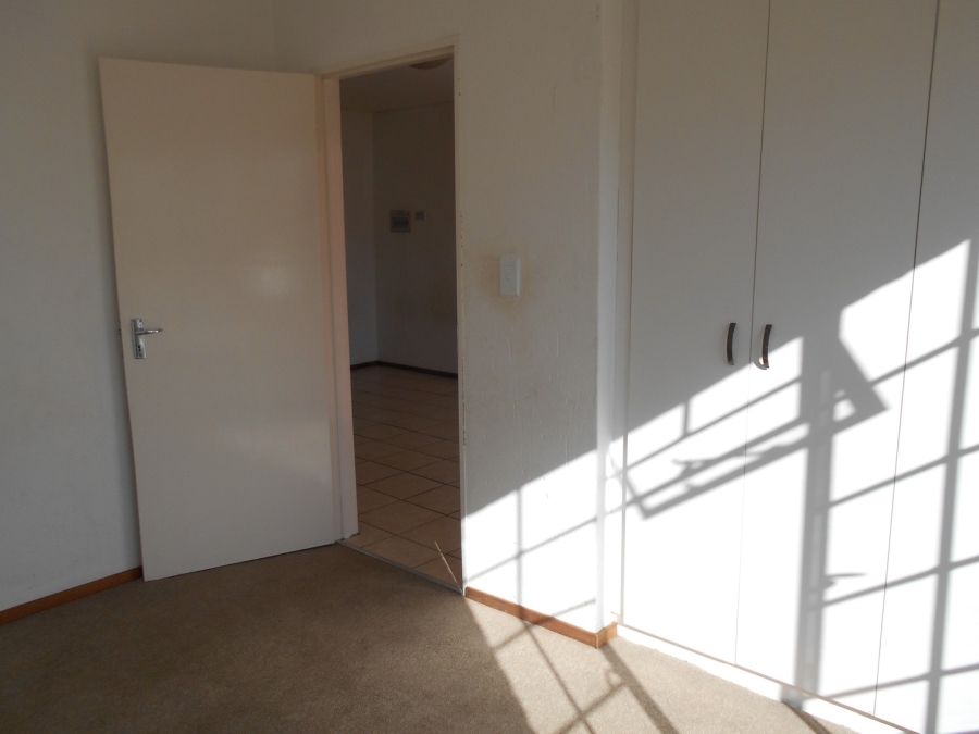 To Let 2 Bedroom Property for Rent in Comet Gauteng