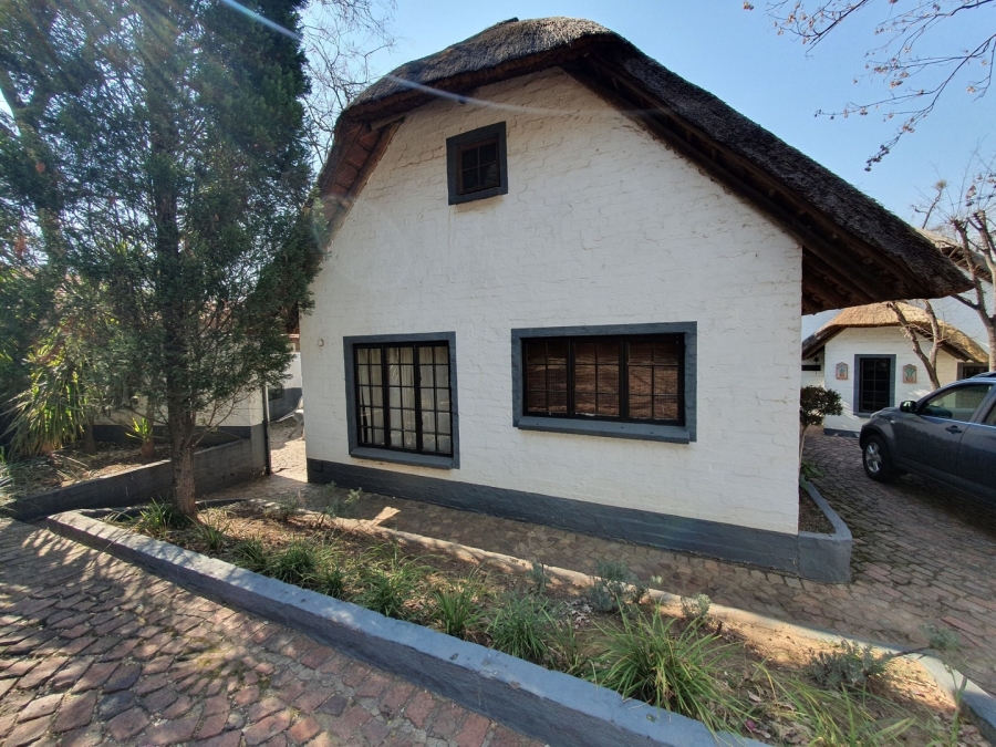 To Let 1 Bedroom Property for Rent in Paulshof Gauteng