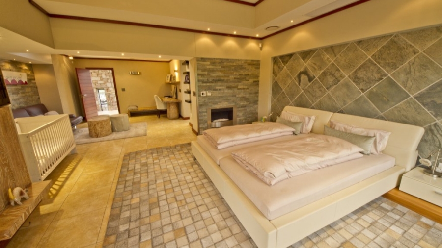 To Let 4 Bedroom Property for Rent in Dainfern Valley Gauteng