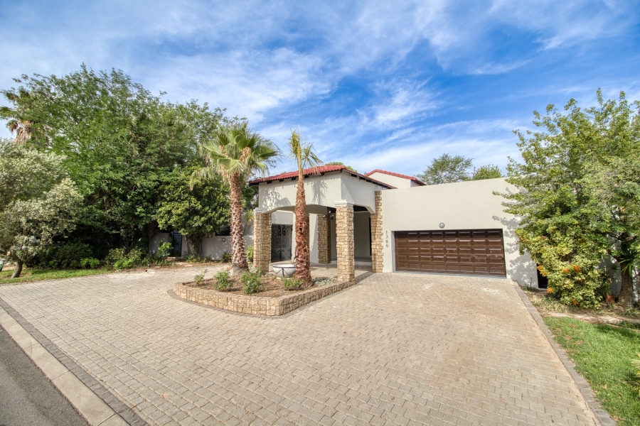 To Let 4 Bedroom Property for Rent in Dainfern Golf Estate Gauteng