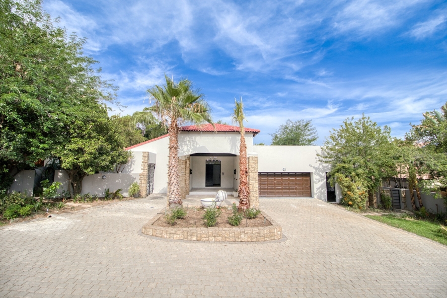 To Let 4 Bedroom Property for Rent in Dainfern Golf Estate Gauteng