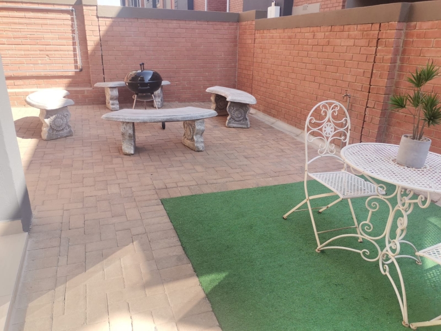 3 Bedroom Property for Sale in Roodepark Eco Estate Gauteng