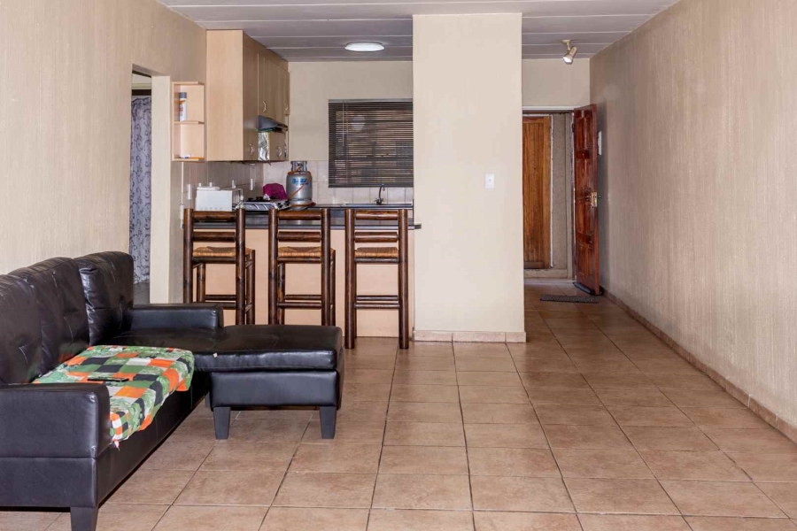 2 Bedroom Property for Sale in Vorna Valley Gauteng