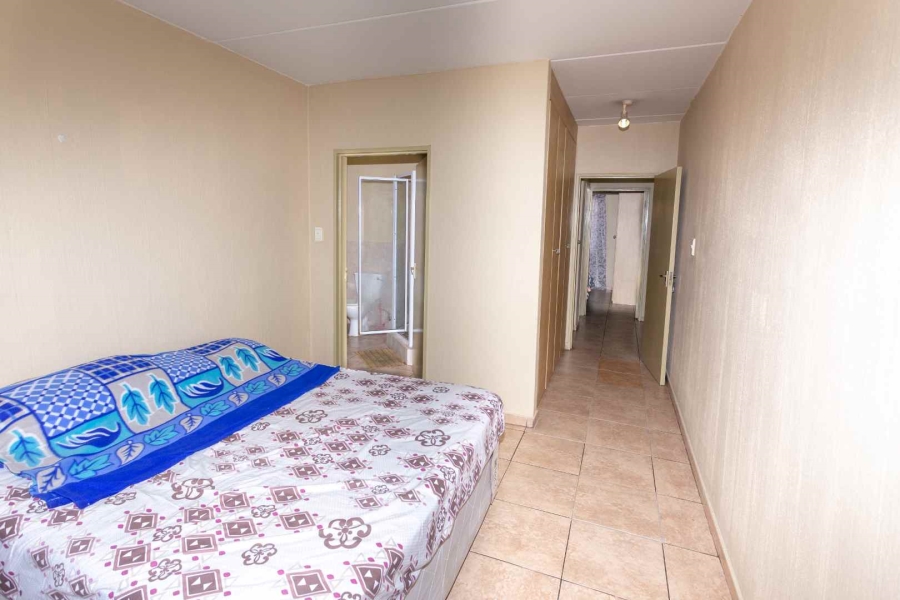 2 Bedroom Property for Sale in Vorna Valley Gauteng