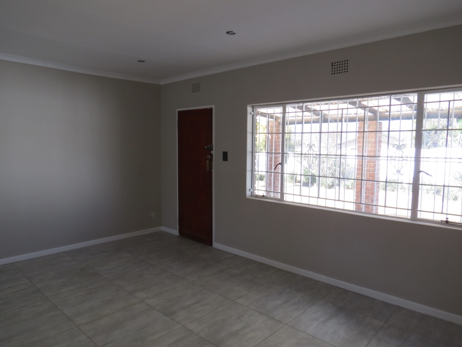 To Let 3 Bedroom Property for Rent in De Klerkshof Gauteng