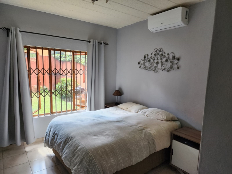 2 Bedroom Property for Sale in Sunninghill Gauteng