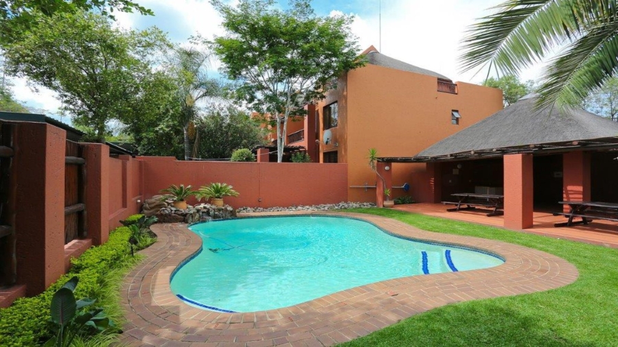 2 Bedroom Property for Sale in Sunninghill Gauteng