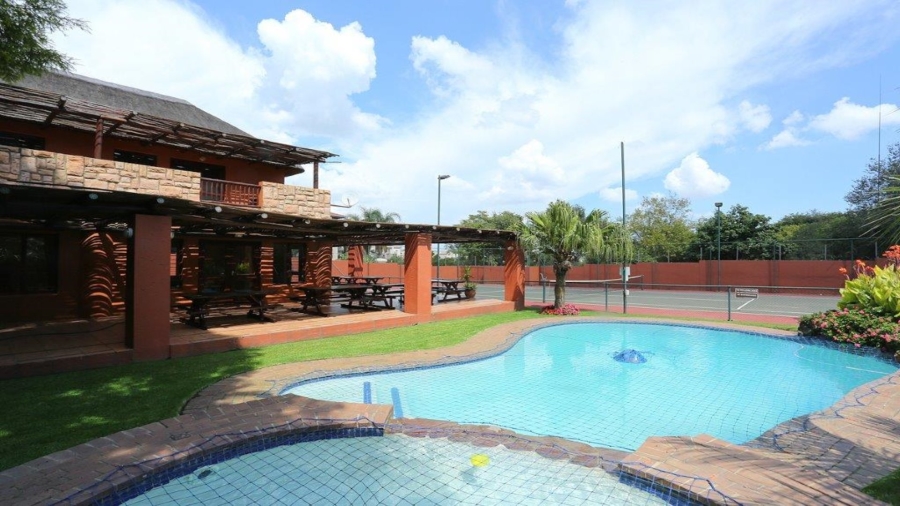 2 Bedroom Property for Sale in Sunninghill Gauteng