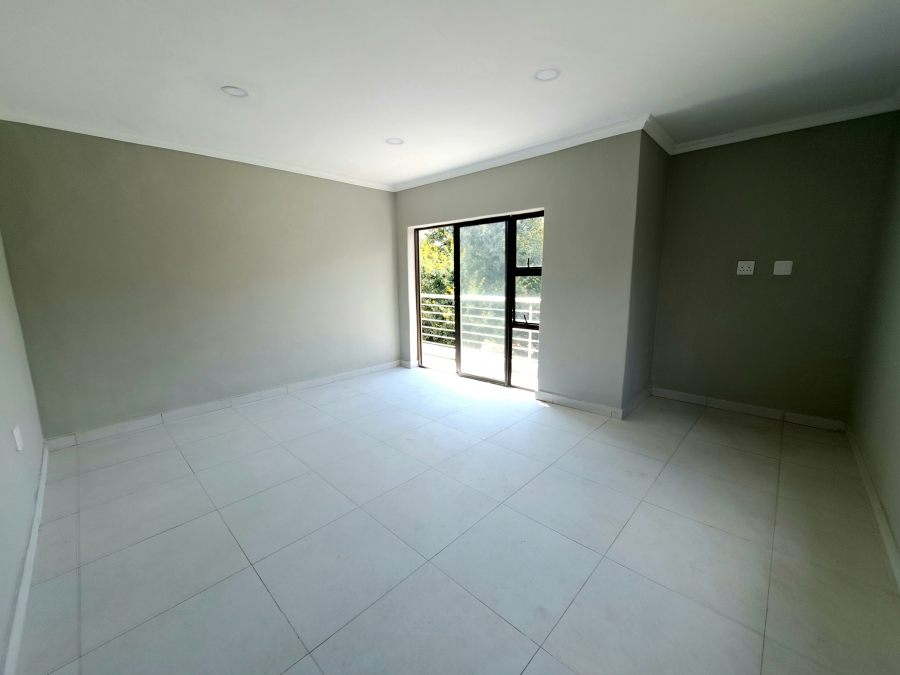 6 Bedroom Property for Sale in Glen Erasmia Gauteng