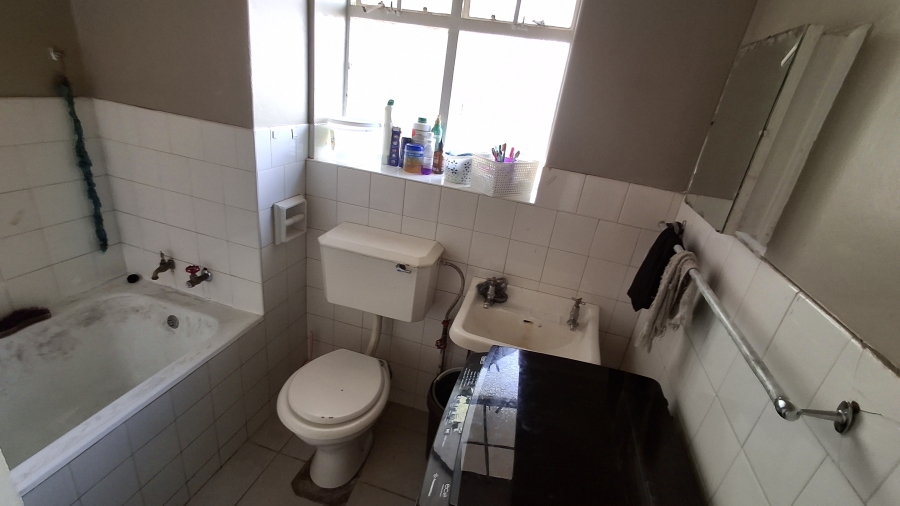 2 Bedroom Property for Sale in Sunnyside Gauteng