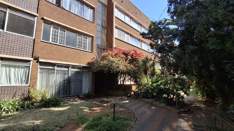 2 Bedroom Property for Sale in Sunnyside Gauteng