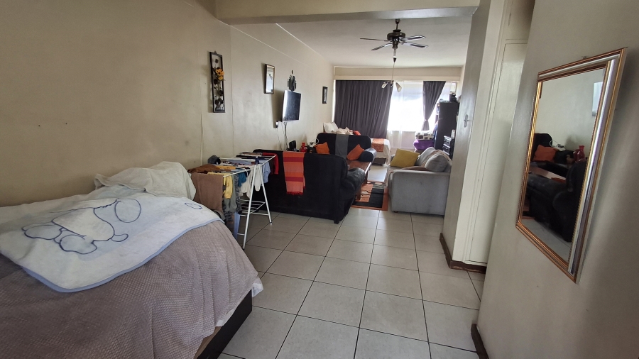 2 Bedroom Property for Sale in Sunnyside Gauteng