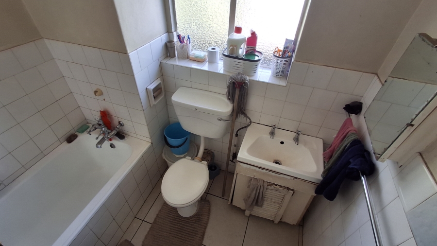 2 Bedroom Property for Sale in Sunnyside Gauteng