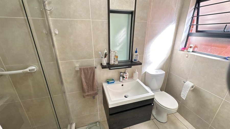 3 Bedroom Property for Sale in Oakdene Gauteng