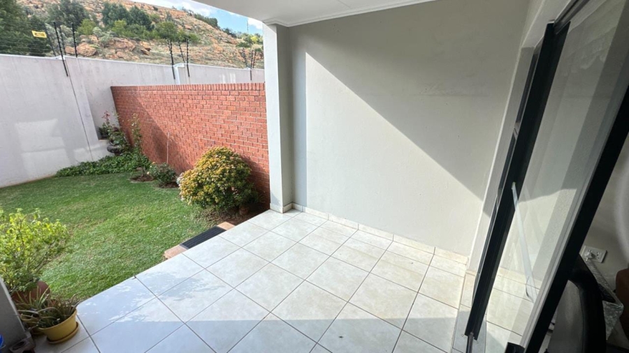 3 Bedroom Property for Sale in Oakdene Gauteng