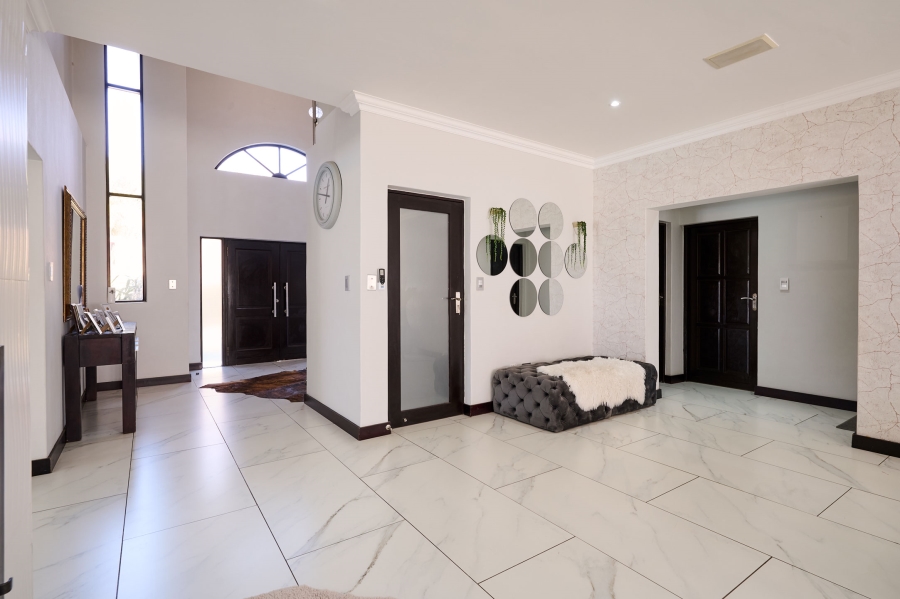 5 Bedroom Property for Sale in Summerset Gauteng