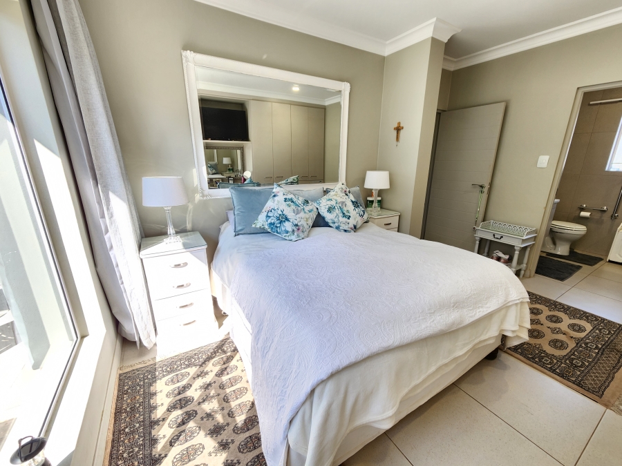 2 Bedroom Property for Sale in Waterkloof Marina Retirement Estate Gauteng