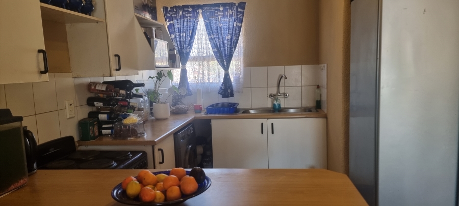 2 Bedroom Property for Sale in Sundowner Gauteng