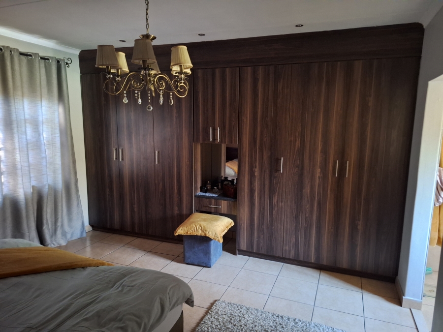 3 Bedroom Property for Sale in Rietfontein Gauteng