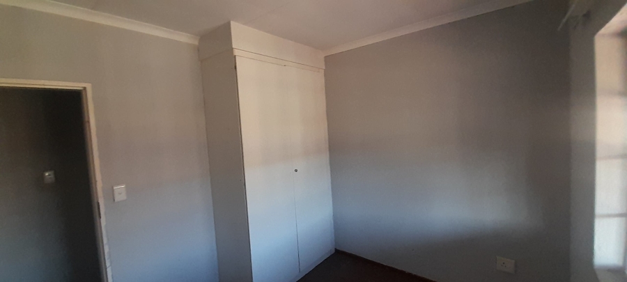 2 Bedroom Property for Sale in Comet Gauteng