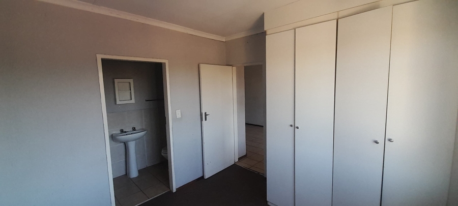 2 Bedroom Property for Sale in Comet Gauteng