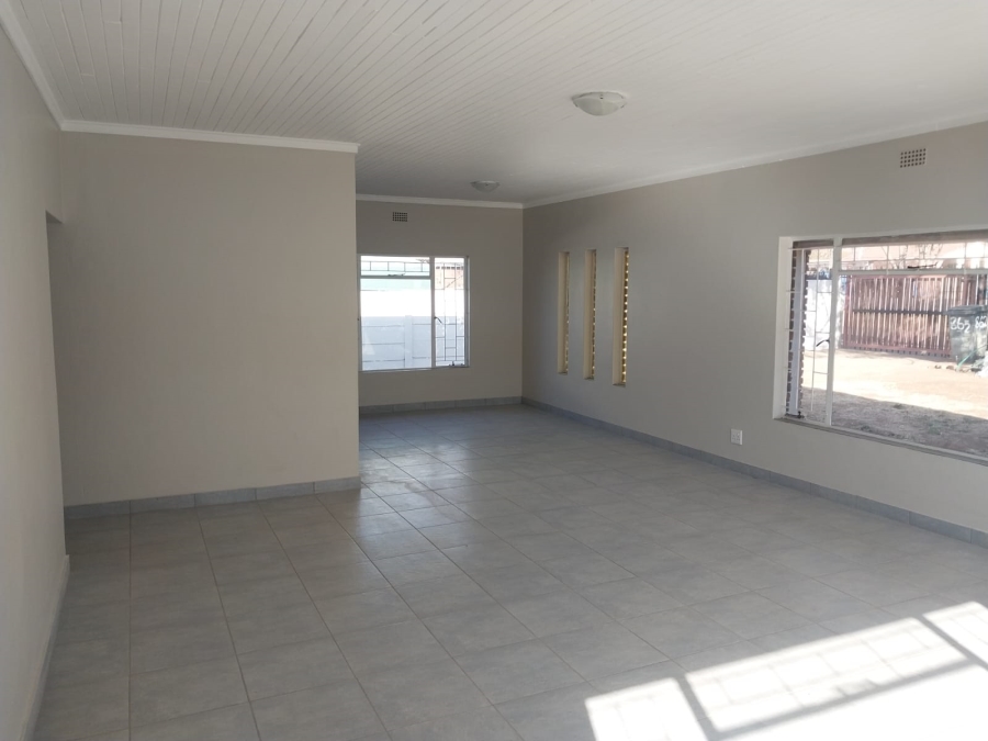 4 Bedroom Property for Sale in Claremont Gauteng