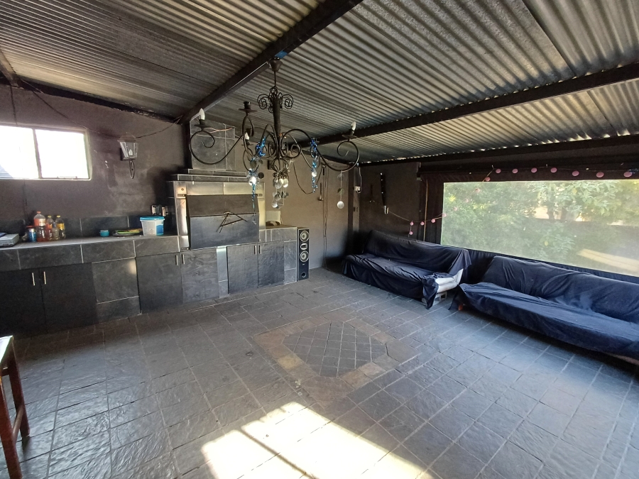 4 Bedroom Property for Sale in Noordheuwel Gauteng