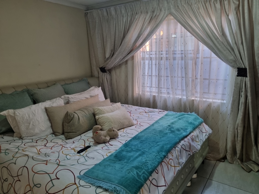 3 Bedroom Property for Sale in Chantelle Gauteng