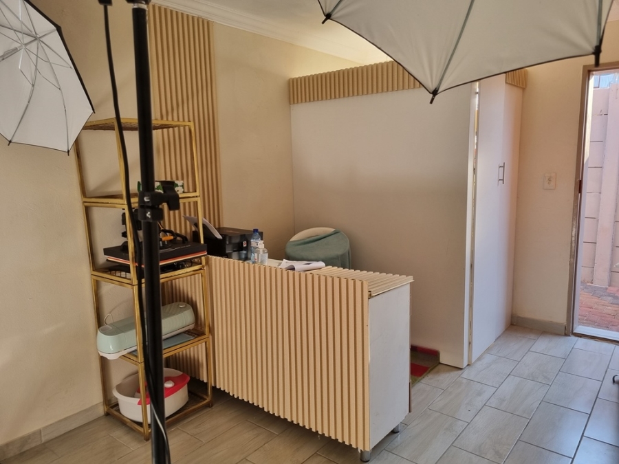 3 Bedroom Property for Sale in Chantelle Gauteng